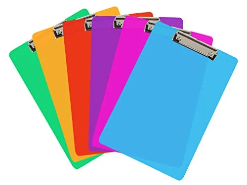 6 färgade plastklämmor Starka 12,5 x 9 tum (A4 storlek) flerpack skrivplatta rymmer 100 ark! Akryl Urklipp med lågprofilklämma och kraftiga klippbrädor UK VARUMÄRKE 767571684403